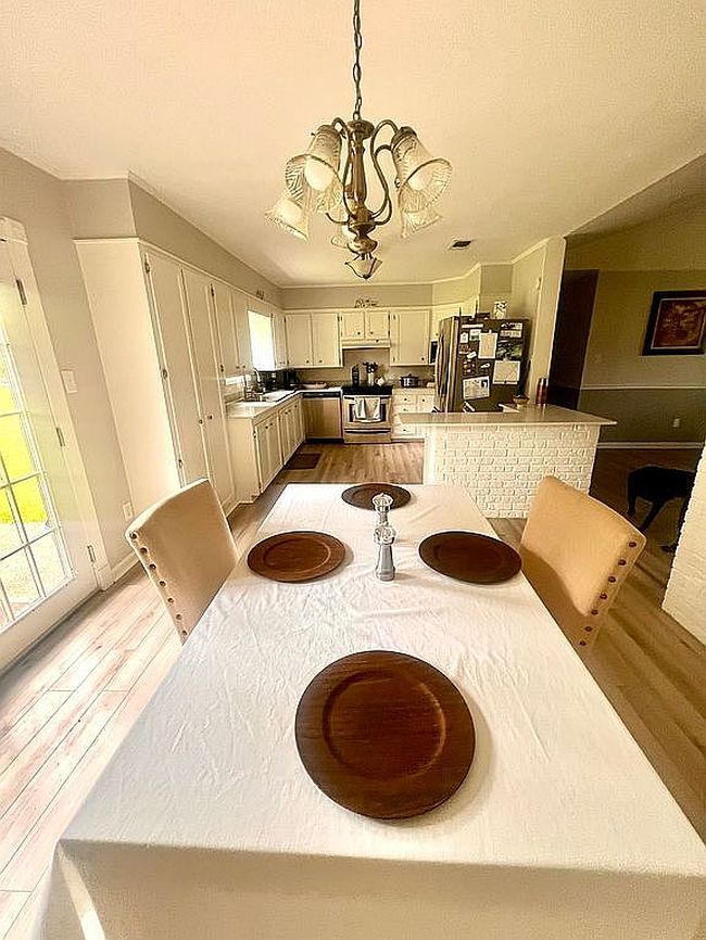 Photo of 2212 Crawford Dr, Lake Charles, LA