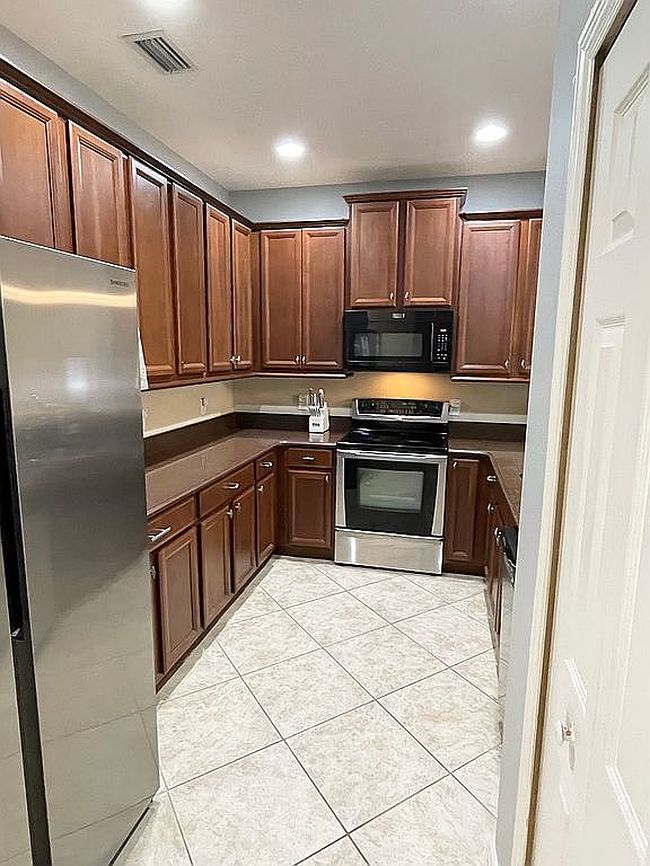 Photo of 1268 Travertine Ter, Sanford, FL