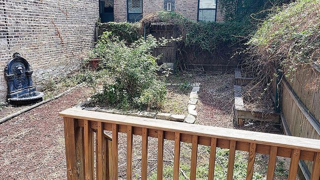 Image of 1303 W Chicago Ave