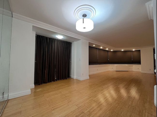 Additional photo 1 of property located at 112-01 Queens Blvd #7H