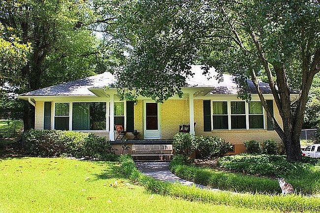 Preview of property located at 105 Lakeside Rd