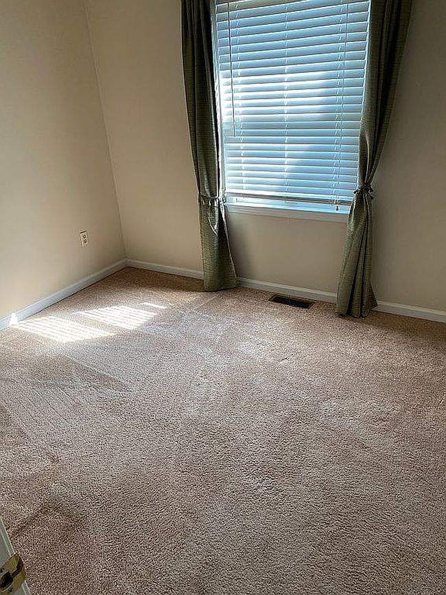 Photo of 5903 Griffith Way