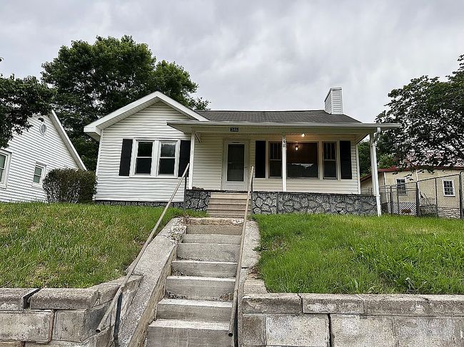 Image of 346 Park St