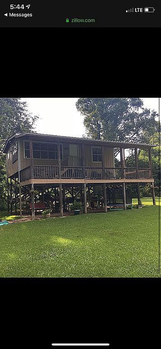 Image of 208 Swan Ln #B