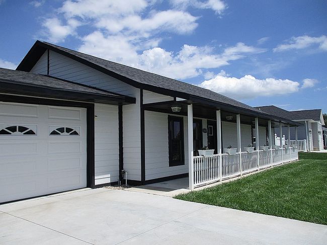 Photo of 1115 Vista Way, York, NE