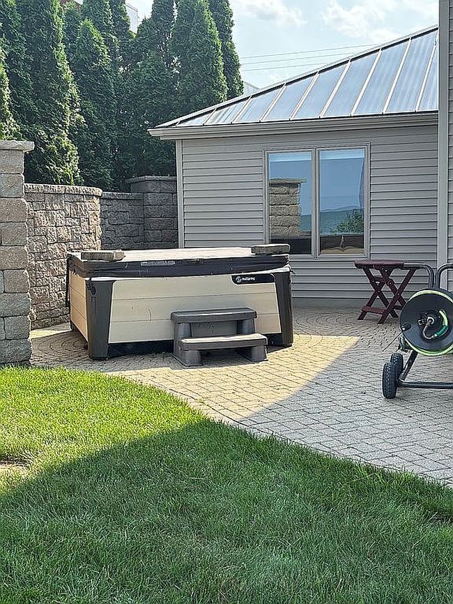 Photo of 1023 Brissette Beach Rd, Kawkawlin, MI