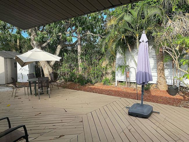 Image of 920 Spruce Dr