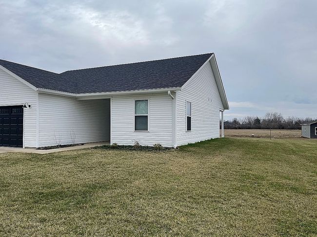 Image of 927 W Indiana Ave