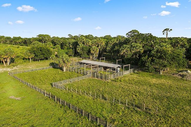 Photo of 5404 Ideal Holding Rd, Port Saint Lucie, FL