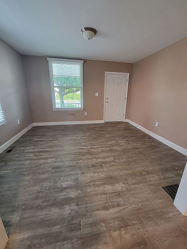 Photo of 403 Herman Ave, Lemoyne, PA