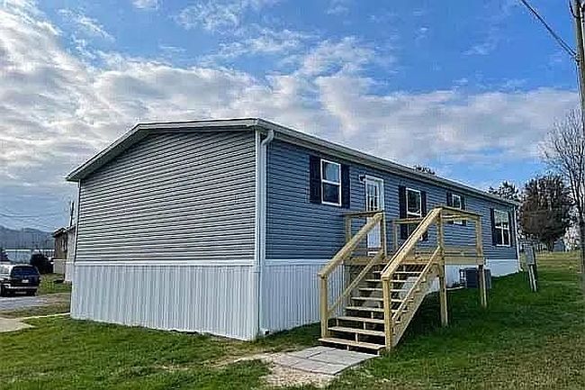 Image of 624 Cuzin Ray Ln
