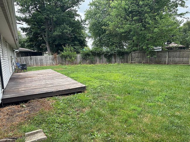 Photo of 806 N Springfield Rd, Athens, IL