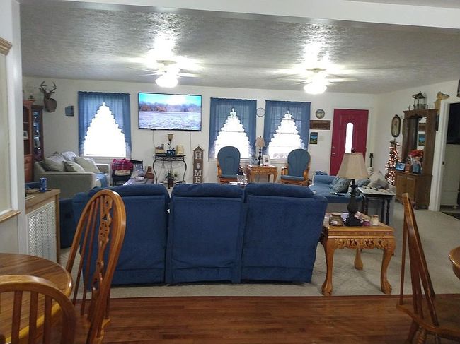 Image of 284 Lewis St