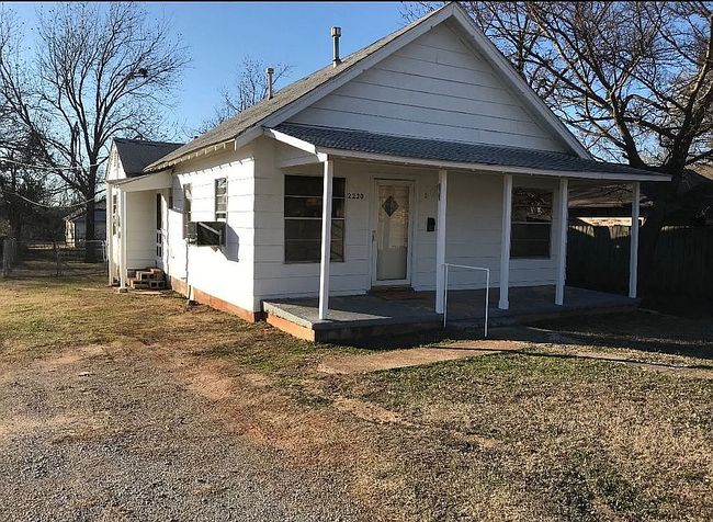 Additional photo 1 of property located at 2220 N Aydelotte Ave