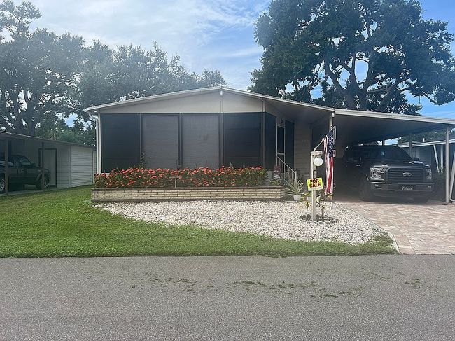 Photo of 5700 Bayshore Rd
