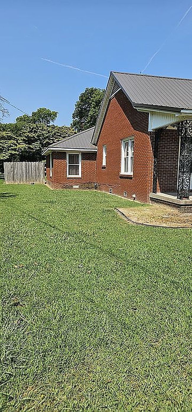 Photo of 121 Tipton St, Tiptonville, TN