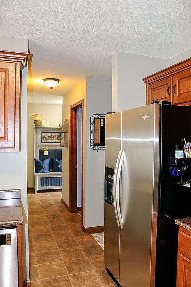 Preview of property located at 420 Nuthatch Dr