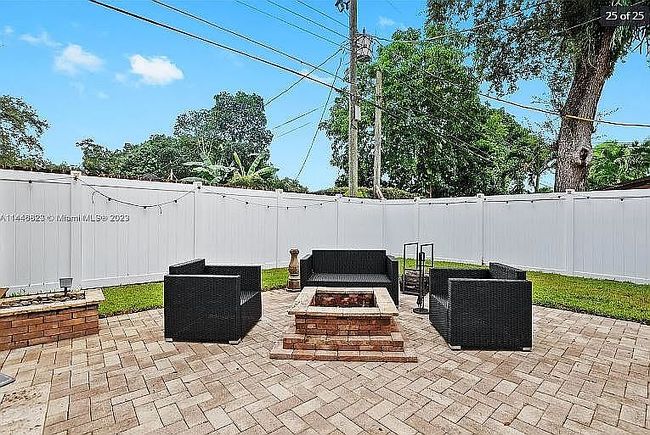 Photo of 6640 Douglas St, Hollywood, FL