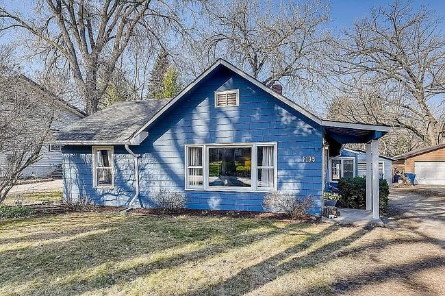 Photo of 4195 Homewood Ave, White Bear Township, MN