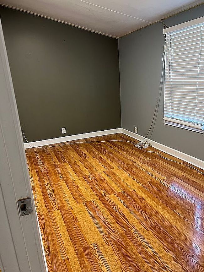 Photo of 103 Georgetown Dr, Fayetteville, GA