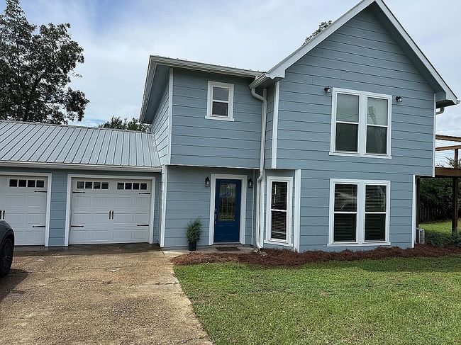 Photo of 80 Shadow Lake Dr, Hattiesburg, MS