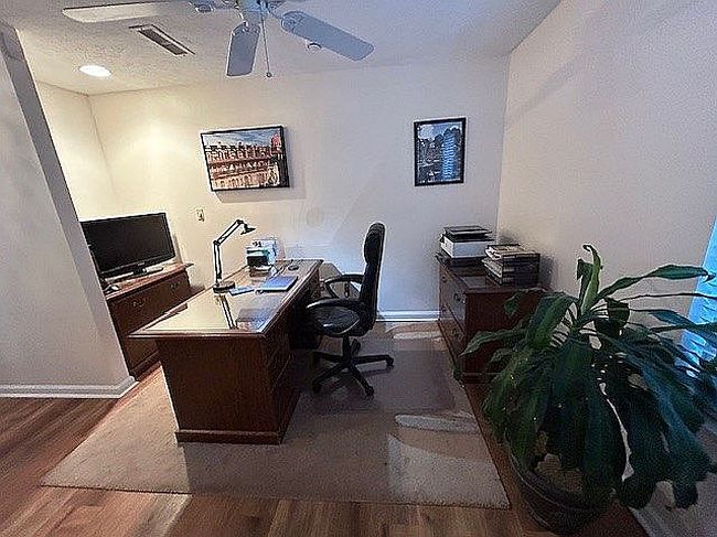 Photo of 1218 Stanford Ct, Coraopolis, PA