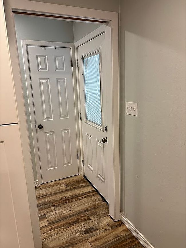 Photo of 711 W 6th St, Idalou, TX