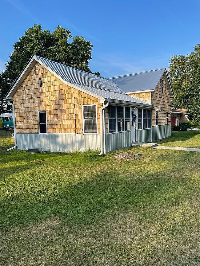 Image of W11664 Lake St