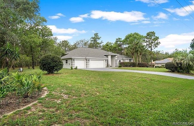 Image of 70 Oak Village Blvd S