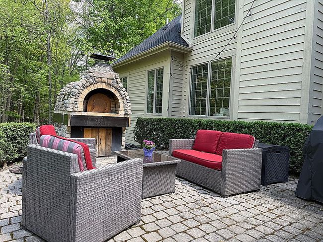 Photo of 8255 Shady Brook Ln, Flushing, MI