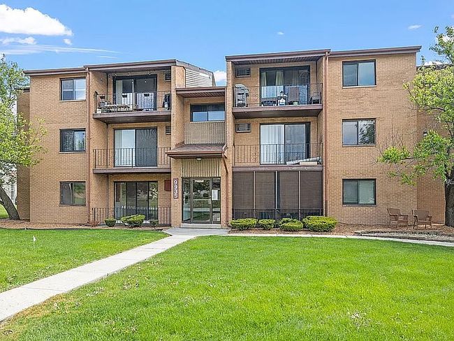 Photo of 9935 El Cameno Real Dr Apt 1A