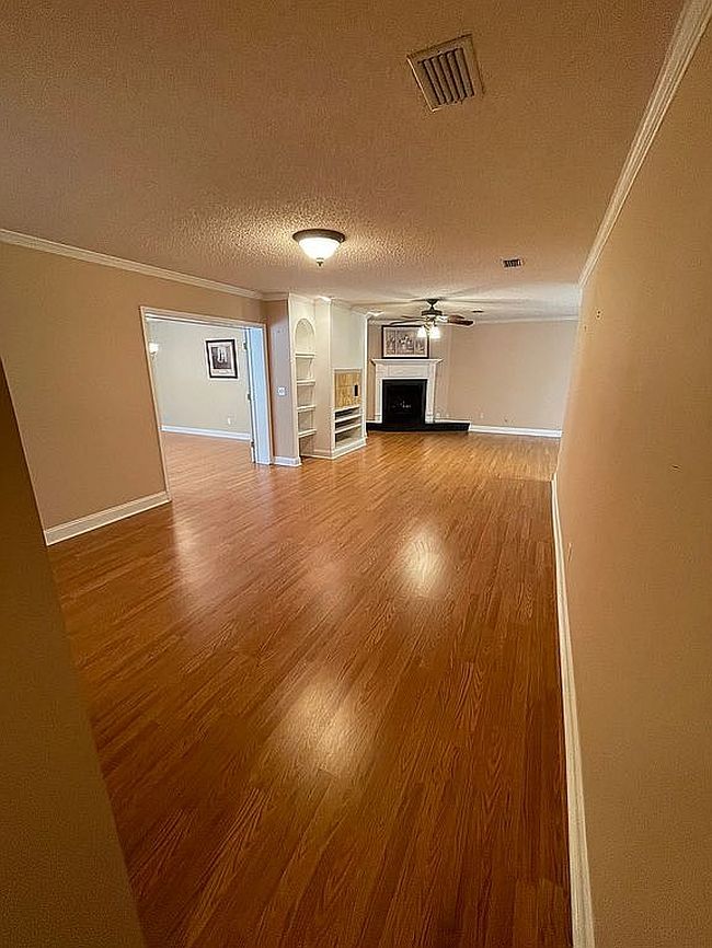 Image of 4986 Harvey Grant Rd
