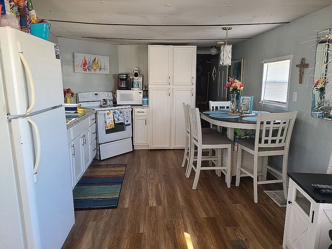 Additional photo 2 of property located at 1511 E Fort Macon Rd #Mh-26