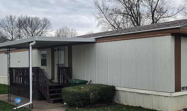 Image of 325 Se 47th St
