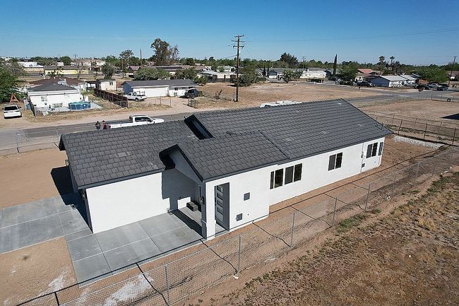 Image of 16498 Yucca St