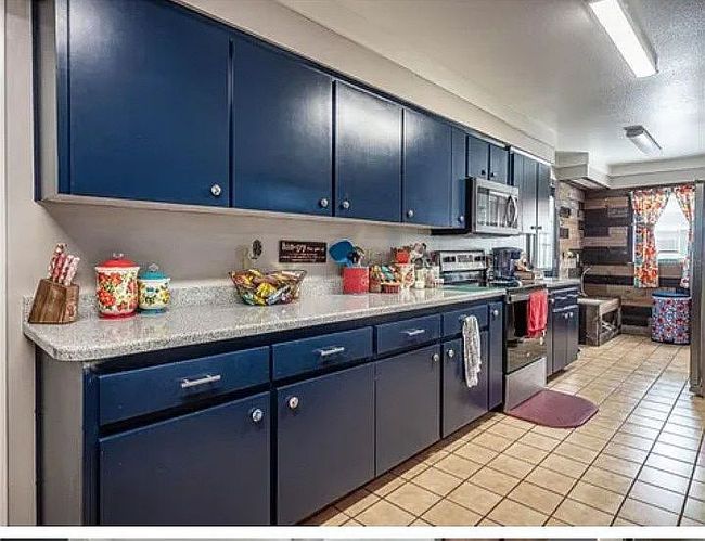 Image of 1165 Eleanore Ave