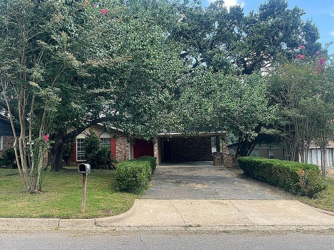 Additional photo 3 of property located at 3504 Markham Dr