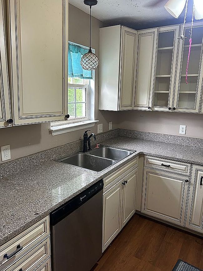 Image of 1512 D St