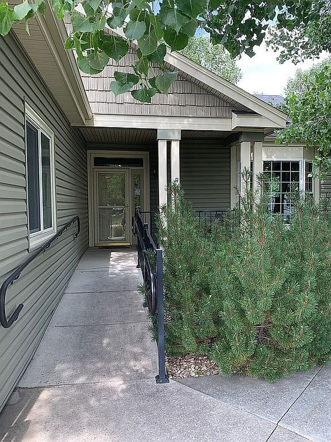 Photo of 1921 Gettysburg Dr, Cheyenne, WY