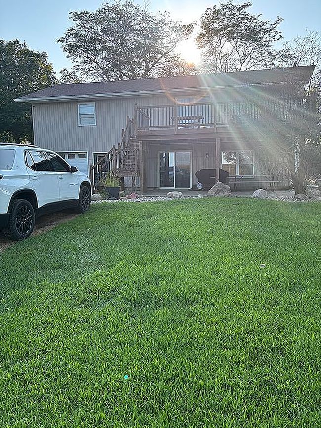 Photo of 5015 Pierce Ave