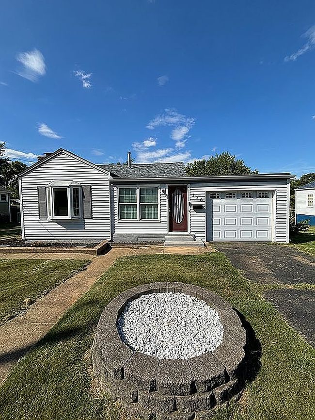 Photo of 116 E Desoto Rd