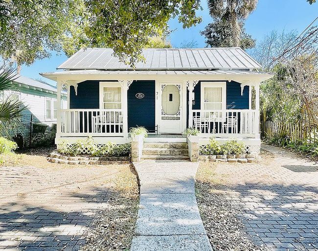 Preview of property located at 71 Dumas St
