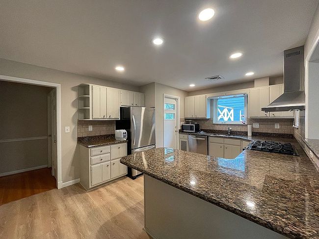 Photo of 2356 S Pierce St, Arlington, VA