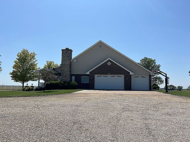 Image of 1310 E Arlington Rd