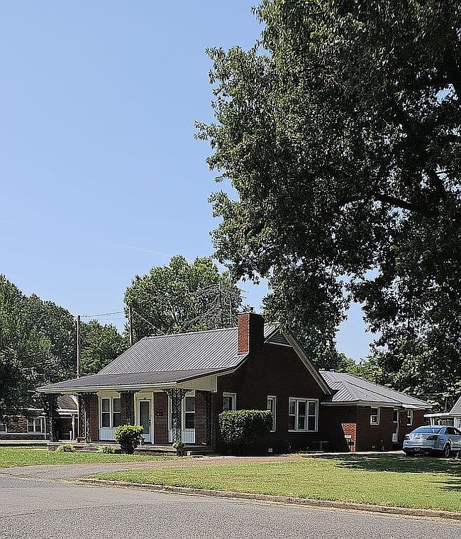Photo of 121 Tipton St, Tiptonville, TN