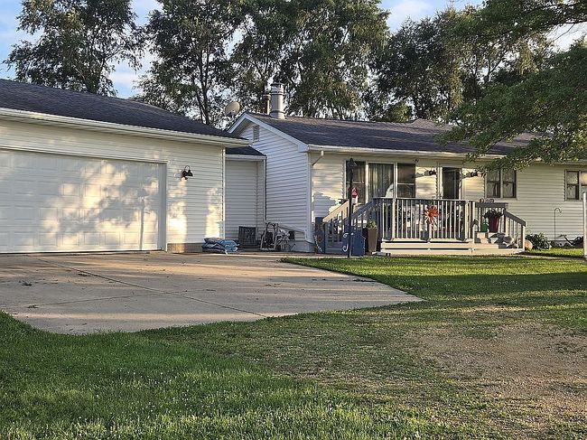 Photo of 2351 105th Ave, Wheatland, IA