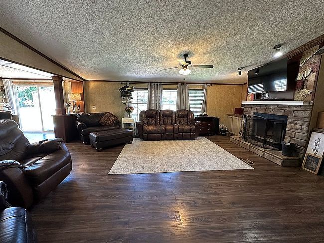 Photo of 179 N Broadway Ave, Mutual, OK