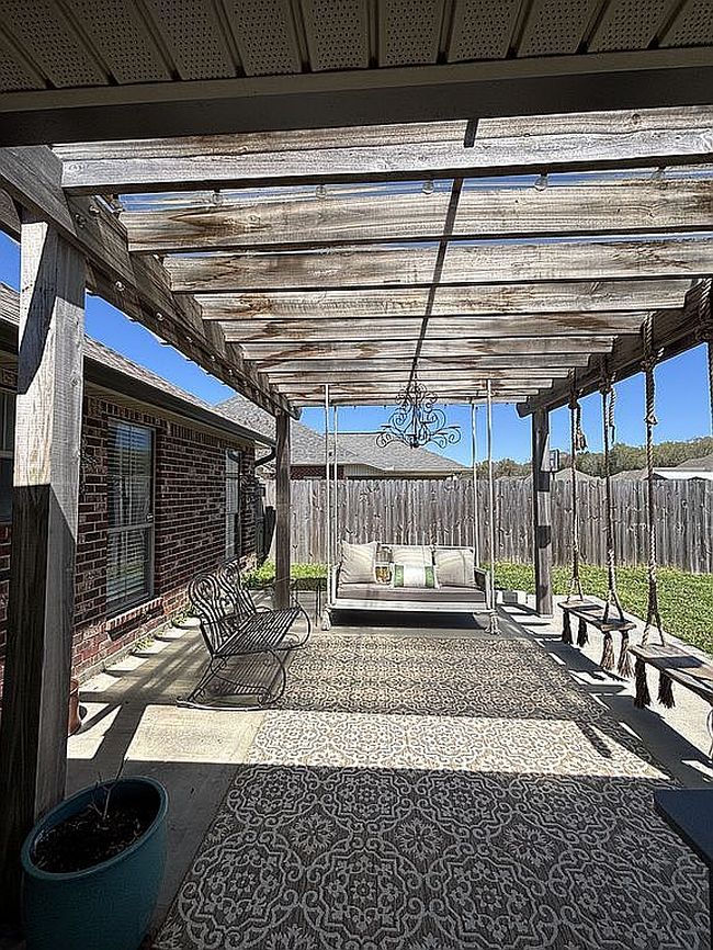 Photo of 34058 Hawks Cv, Denham Springs, LA