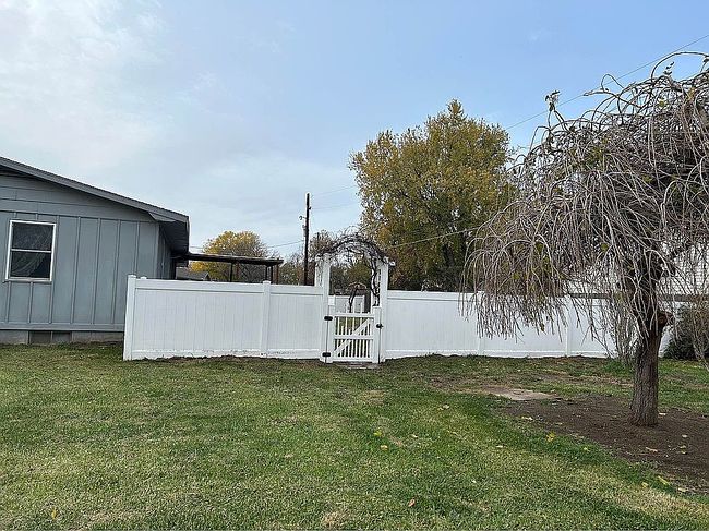 Image of 1808 E 33rd Ave