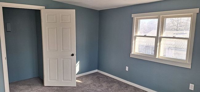 Photo of 338 Ne Pine St, Melvern, KS